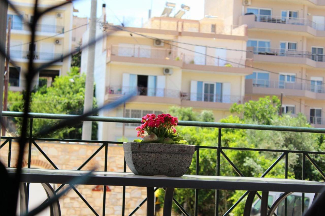 New Minimal Apartment,10' From Athens Airport